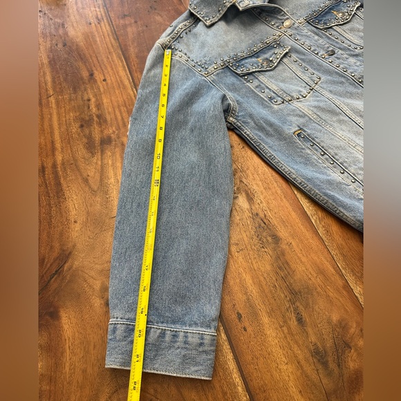 ☀️ FREE PEOPLE Studded Denim Trucker Jacket - Picture 15 of 16